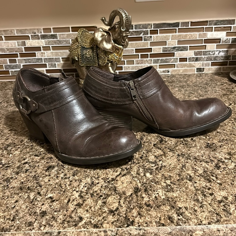 Born shoes